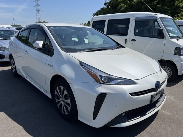 TOYOTA PRIUS 2020