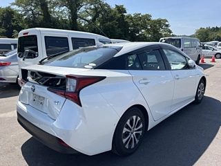 TOYOTA PRIUS 2020