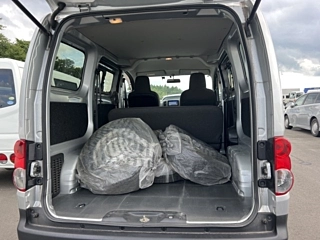 NISSAN NV200 2019