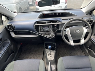 TOYOTA AQUA 2016