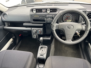 TOYOTA SUCCEED 2018