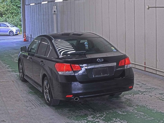 SUBARU LEGACY B4 2013