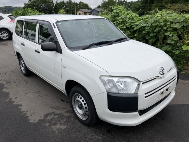 TOYOTA PROBOX 2017