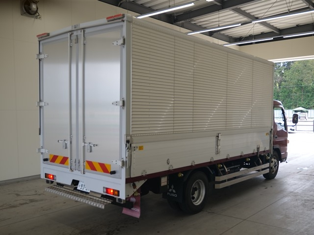 MITSUBISHI CANTER 2015