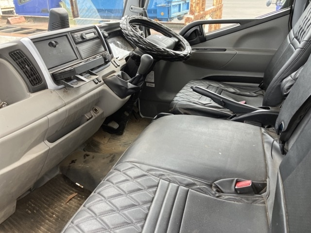 MITSUBISHI CANTER 2021