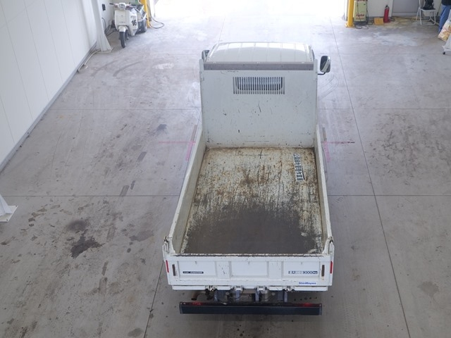 MITSUBISHI CANTER 2021