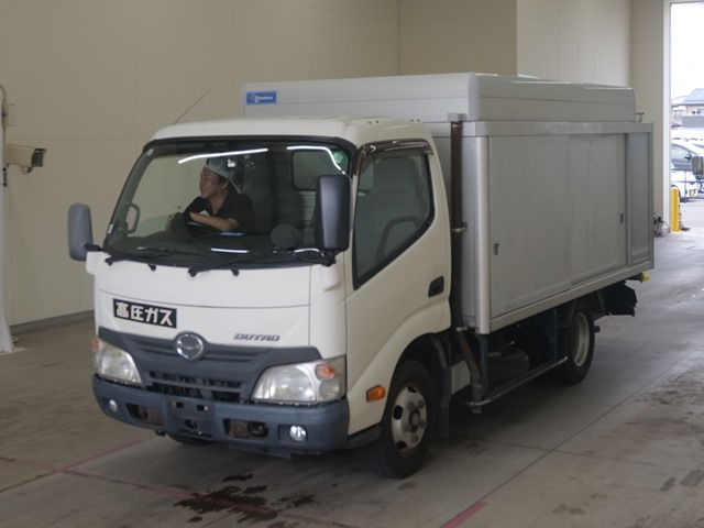 HINO DUTRO 2013