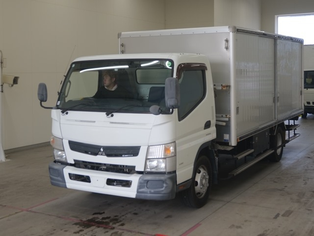 MITSUBISHI CANTER 2015