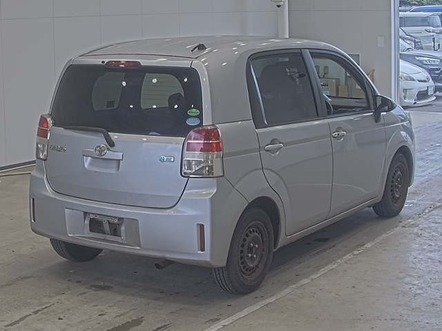 TOYOTA SPADE 2012