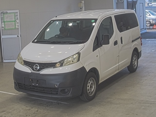 NISSAN NV200 2014