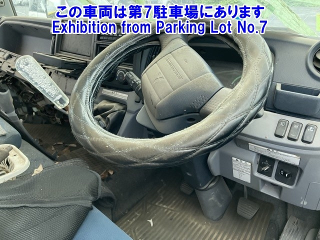 MITSUBISHI CANTER 2014