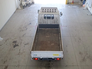 ISUZU ELF 2009