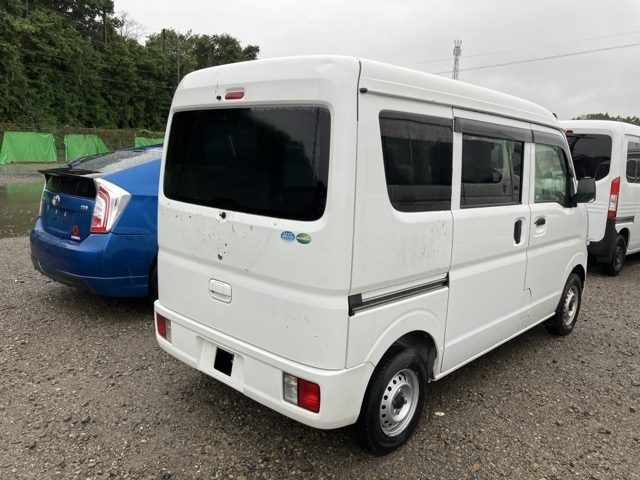 NISSAN CLIPPER VAN 2017
