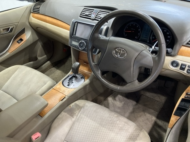 TOYOTA PREMIO 2008