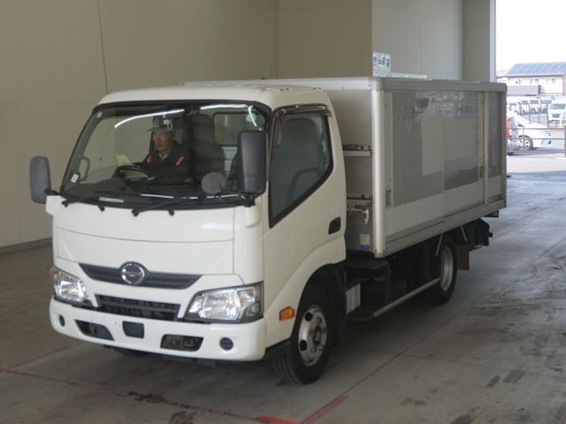 HINO DUTRO 2018