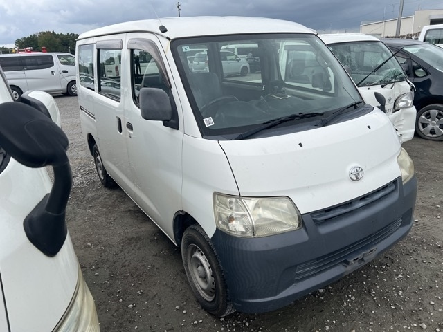 TOYOTA TOWN ACE VAN 2015