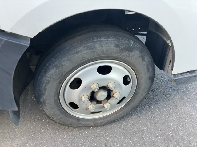 NISSAN TRUCK 2018