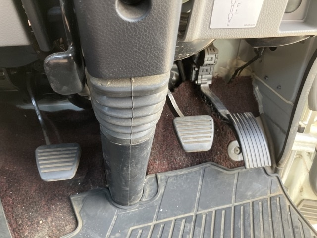 MITSUBISHI CANTER 2020