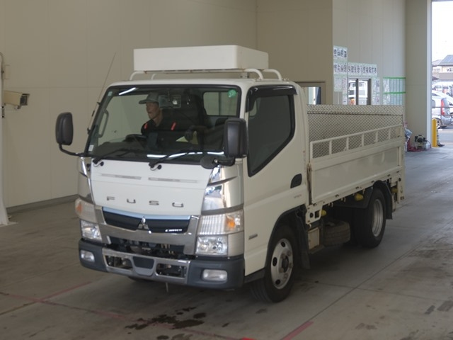 MITSUBISHI CANTER 2020