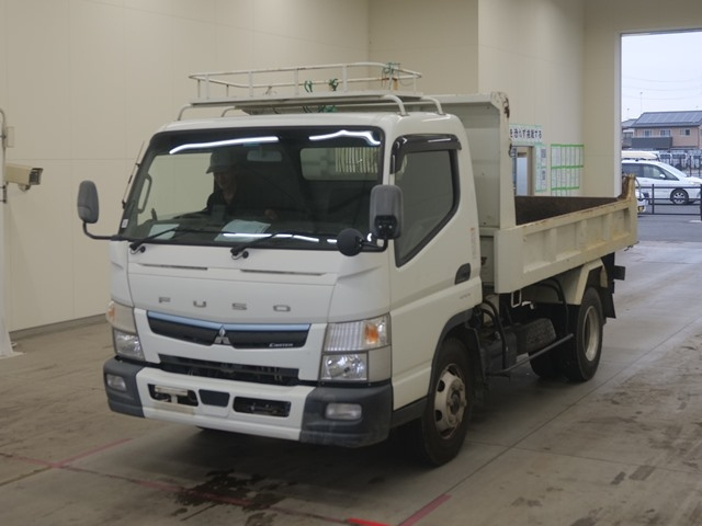 MITSUBISHI CANTER 2020