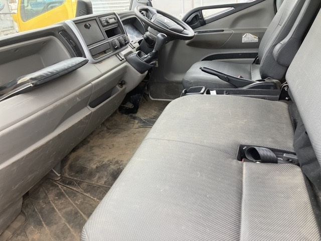MITSUBISHI CANTER 2020