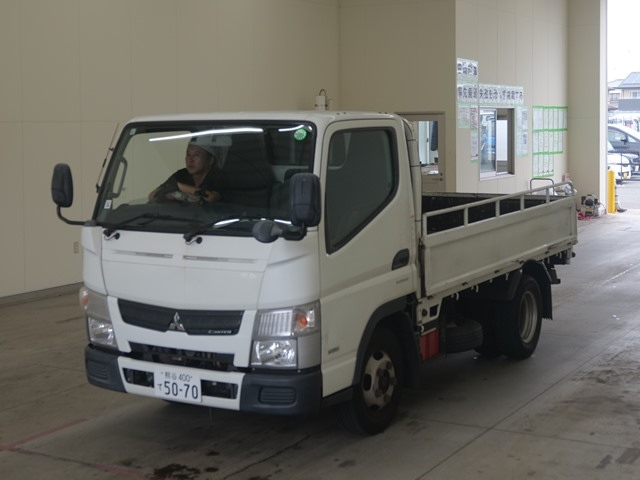 MITSUBISHI CANTER 2015