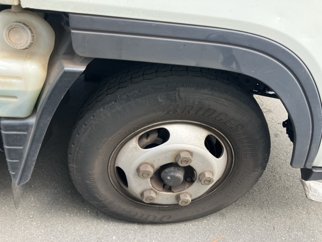 MITSUBISHI CANTER 2015