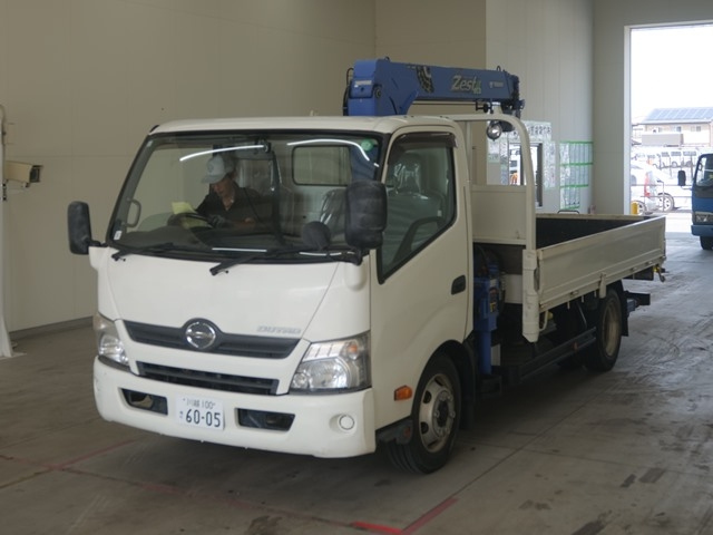 HINO DUTRO 2013