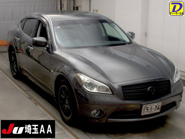 NISSAN FUGA 2009