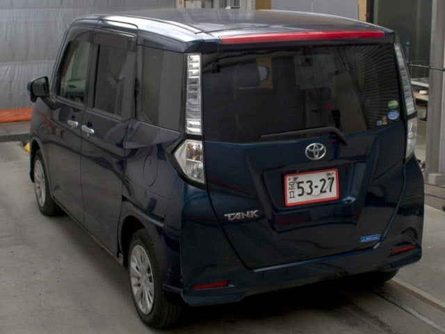 TOYOTA TANK 2020