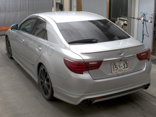 TOYOTA MARK X 2012
