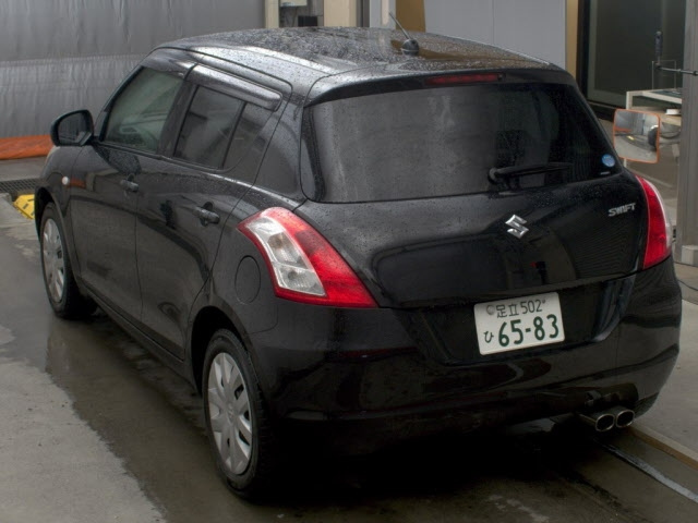 SUZUKI SWIFT 2013