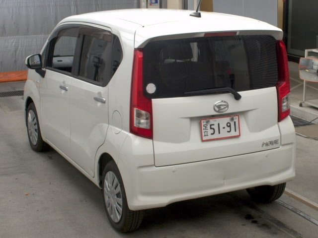 DAIHATSU MOVE 2021