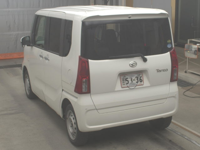 DAIHATSU TANTO 2020