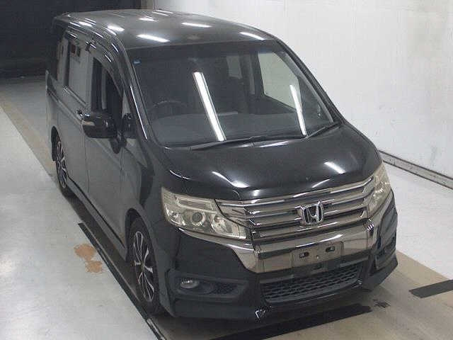 HONDA STEP WAGON 2012