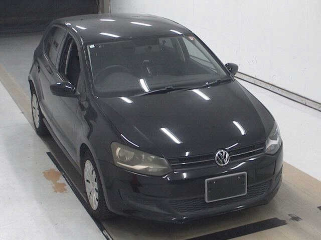 VOLKSWAGEN POLO 2010