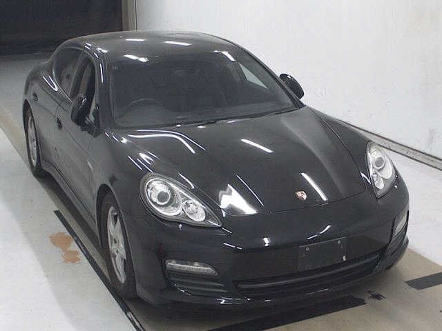 PORSCHE PANAMERA 2011
