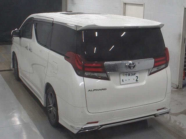 TOYOTA ALPHARD 2017