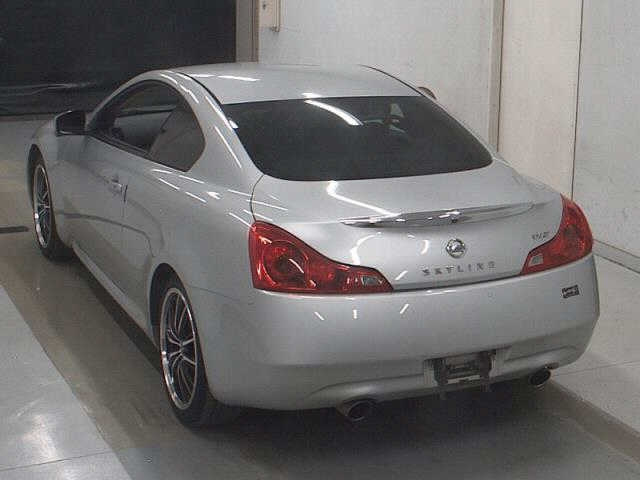NISSAN SKYLINE 2010