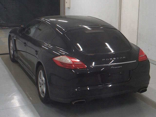 PORSCHE PANAMERA 2011