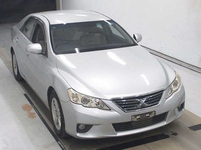TOYOTA MARK X 2010