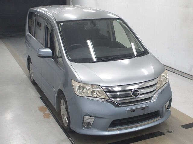 NISSAN SERENA 2013