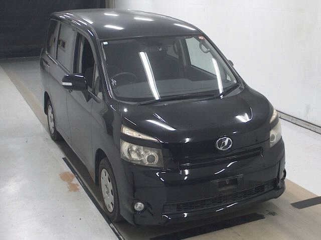 TOYOTA VOXY 2008