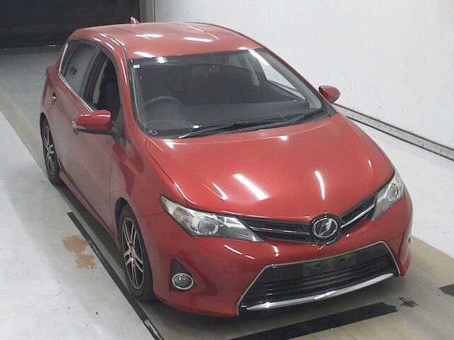 TOYOTA AURIS 2014