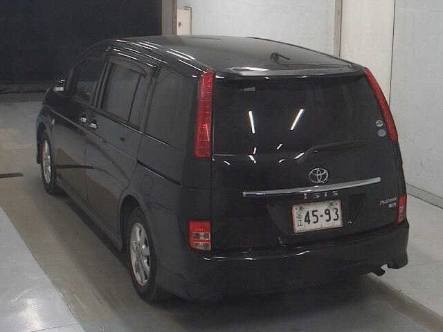 TOYOTA ISIS 2010