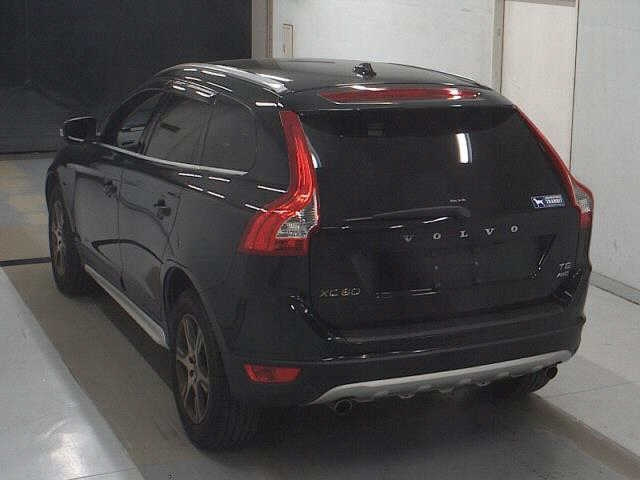 VOLVO XC60 2011