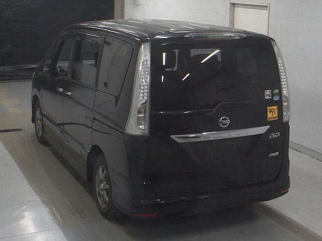 NISSAN SERENA 2013