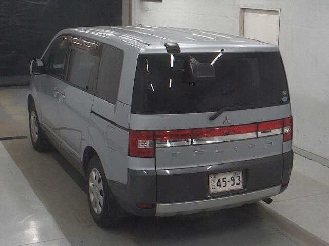MITSUBISHI DELICA D5 2013