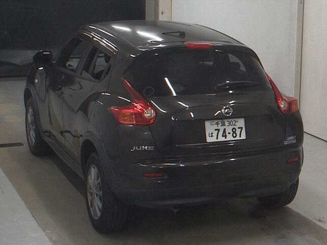 NISSAN JUKE 2011