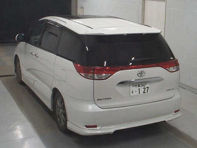 TOYOTA ESTIMA 2011